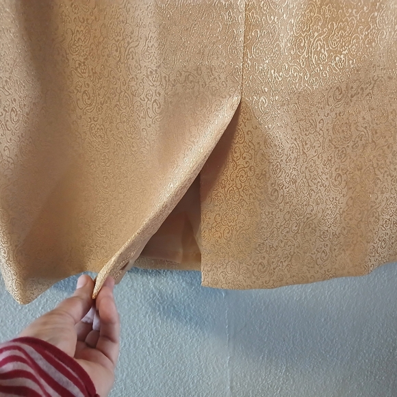 Kasper Gold Jacquard 2-piece Suit Jacket Skirt Size 12 - Picture 13 of 15